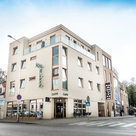 Hotel Deluxe With Free Wellness And Fitness Centrum ニトラ エクステリア 写真