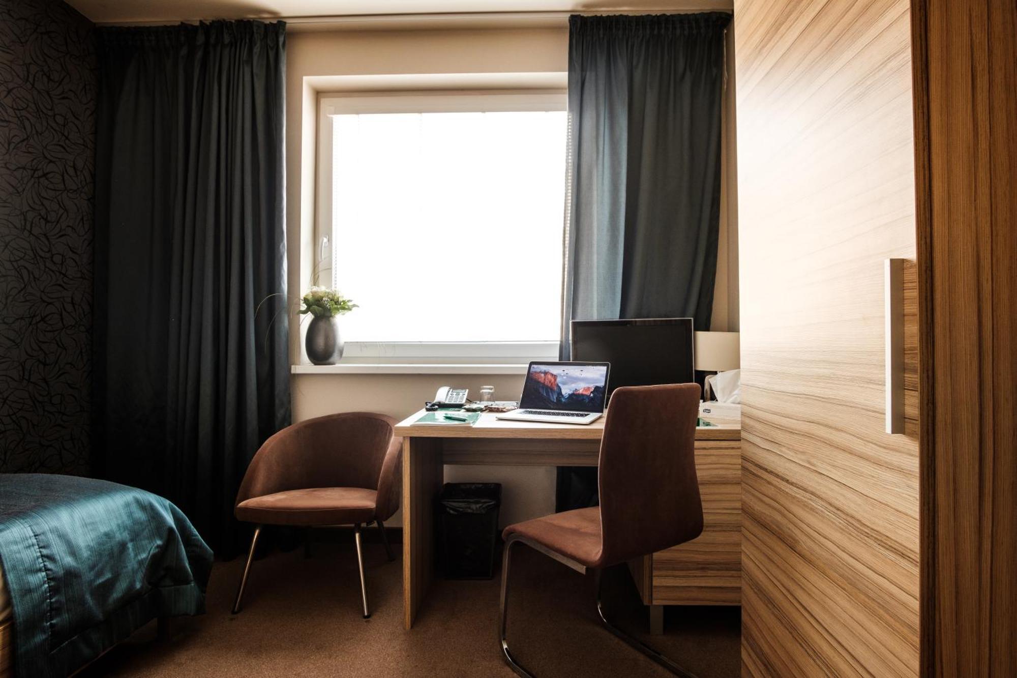 Hotel Deluxe With Free Wellness And Fitness Centrum ニトラ 部屋 写真