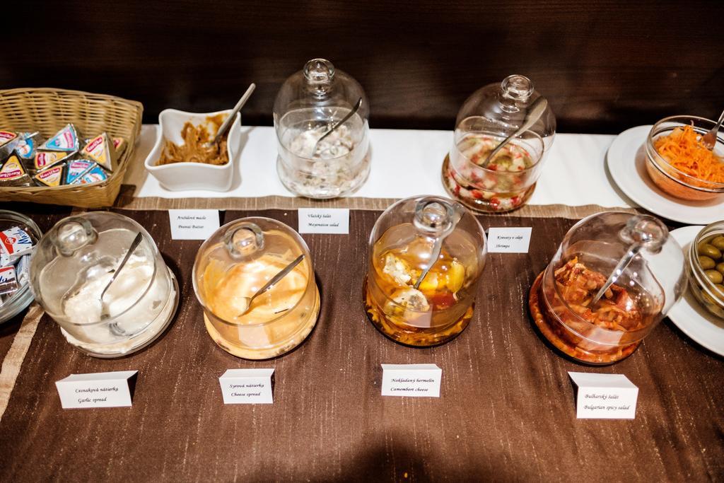 Hotel Deluxe With Free Wellness And Fitness Centrum ニトラ エクステリア 写真