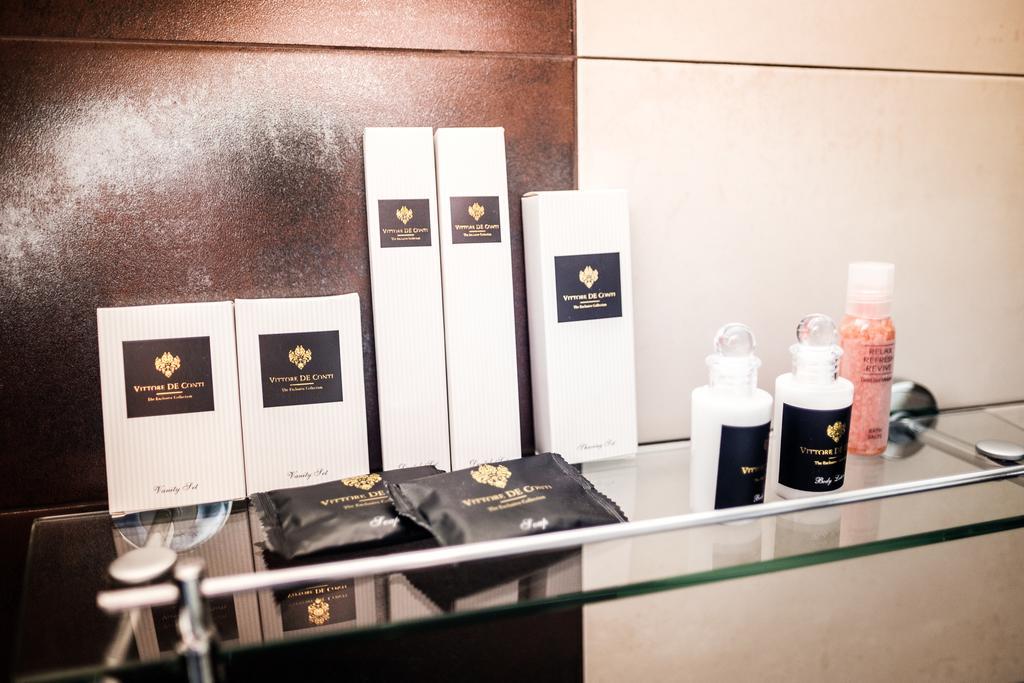 Hotel Deluxe With Free Wellness And Fitness Centrum ニトラ エクステリア 写真