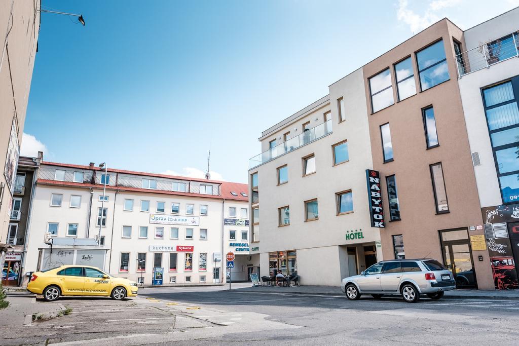 Hotel Deluxe With Free Wellness And Fitness Centrum ニトラ エクステリア 写真